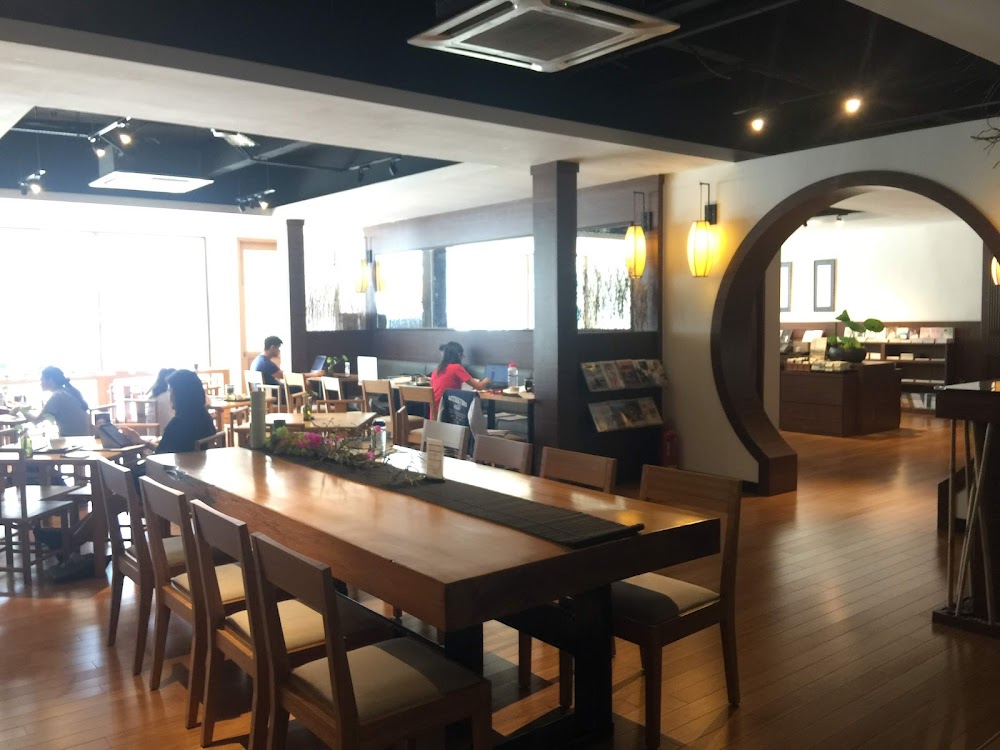 Jing Si Books & Cafe @ SS2